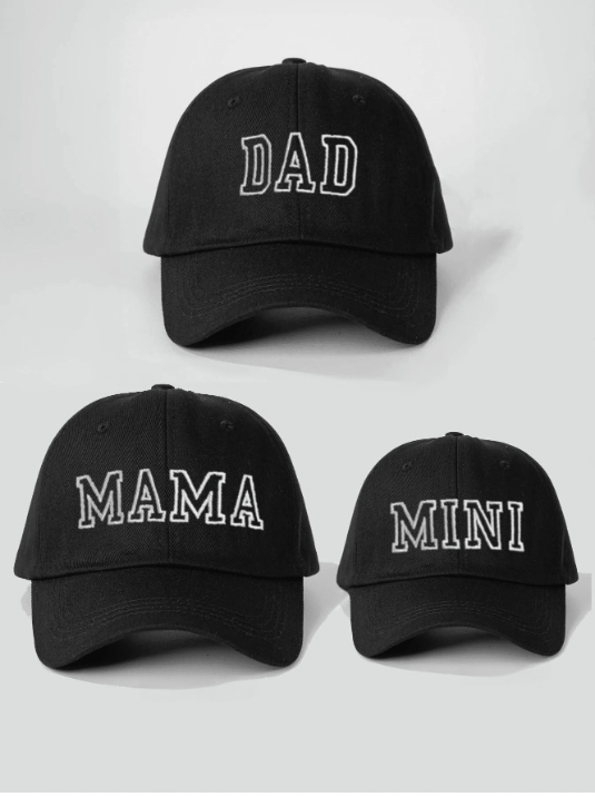 Set of 3 mini letter embroidered baseball caps for dad, mom and child, suitable for outings and activities