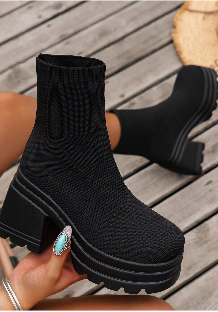 Women's Fashionable Boots, Style With Hoodies, Women's Riding Boots Western Style Autumn New Thick Knitted Bottom Women's Boots, Go With Fall Clothes