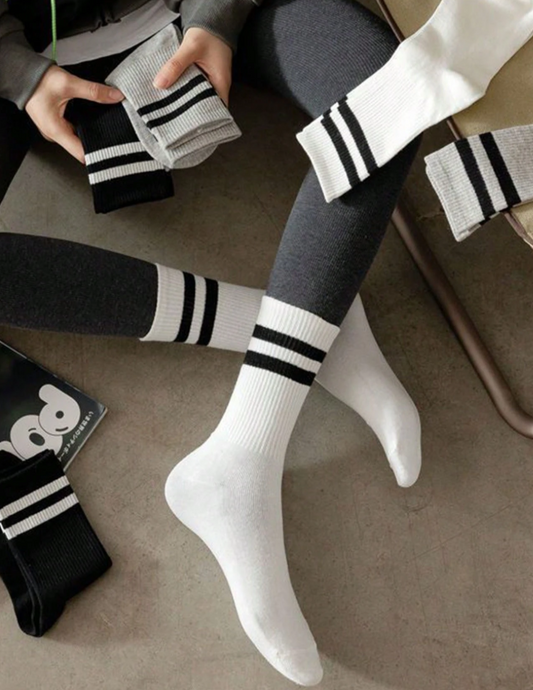 3 Pairs Women's Casual Mid-Calf Socks in Black/White/Gray with Double Stripe Pattern, Breathable Solid Color Student Socks, Autumn/Winter