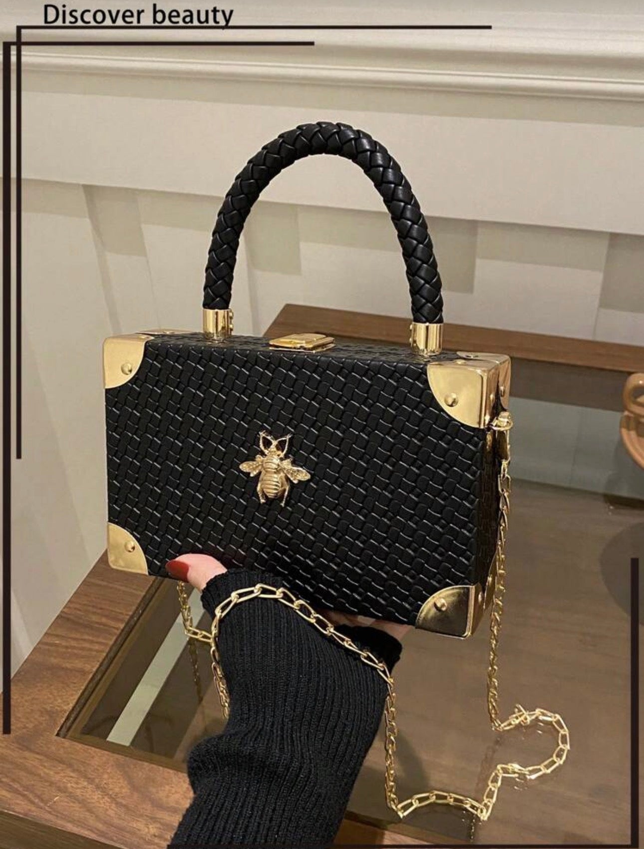1pc New Embossed Embossed Woven Black Handbag, Fashionable Metal Corner Hard Shell Box Shape Bag, Versatile Chain Shoulder Crossbody Purse For Women, Suitable For Carrying Phone And Daily Use