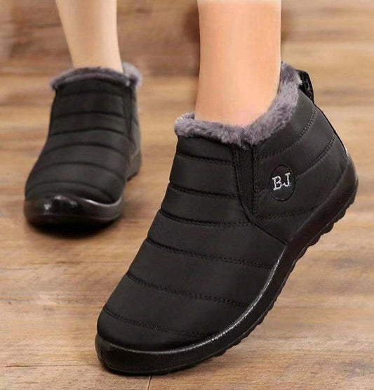 Winter Women Short Boots, Comfortable Plush Lined Snow Boots, Outdoor Slip-On Casual Sports Shoes