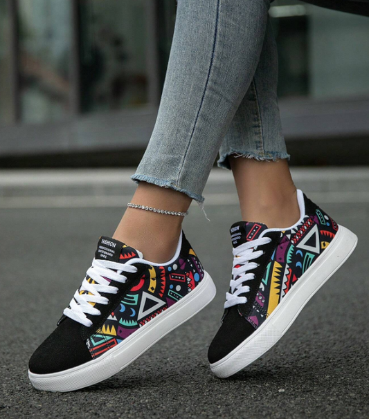 Women's casual sports shoes with random geometric pattern printing, versatile and comfortable, suitable for outdoor sports, hiking, daily wear, couples