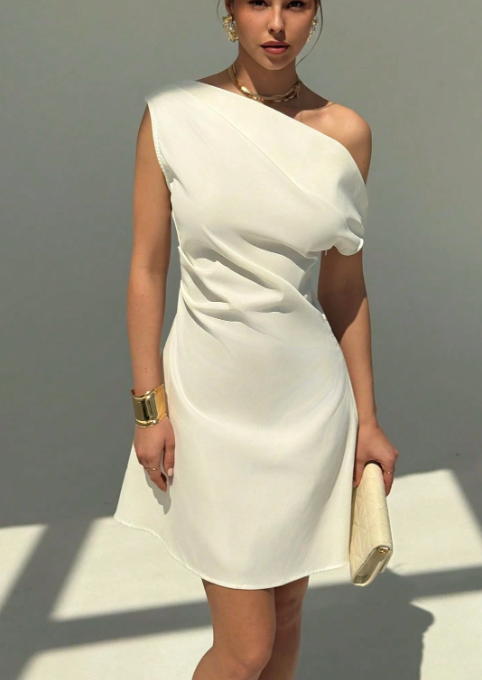 Aloruh Women's Elegant Asymmetrical Mini Dress with Sexy Shoulders and Tight Waist, Simple Solid White Dress for Commuting