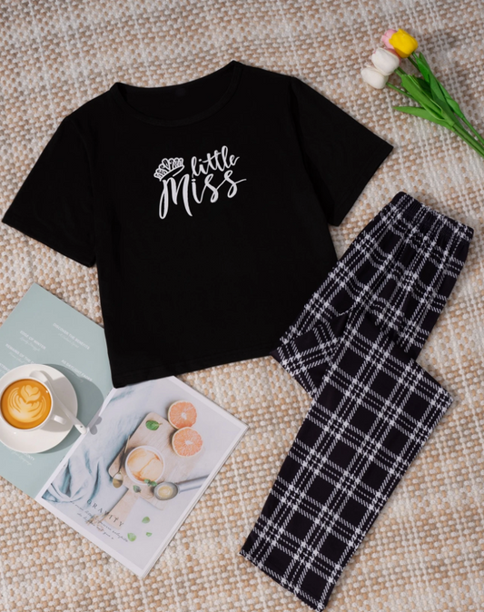 Letter Print T-Shirt & Checkered Pants Pajama Set