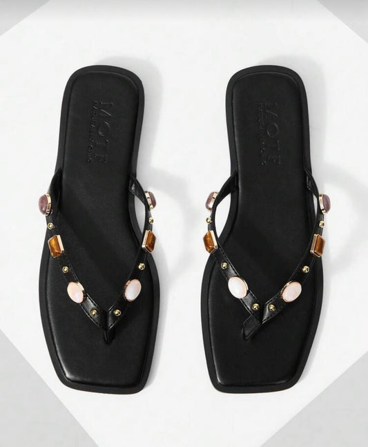 MOTF SPRING AND SUMMER NEW OUTDOOR WOMEN'S FLAT BOTTOM SQUARE TOE BLACK PINCH SLIPPERS WOMEN'S THICK BOTTOM NON-SLIP CASUAL VERSATILE BEACH SANDALS SUMMER SHOES