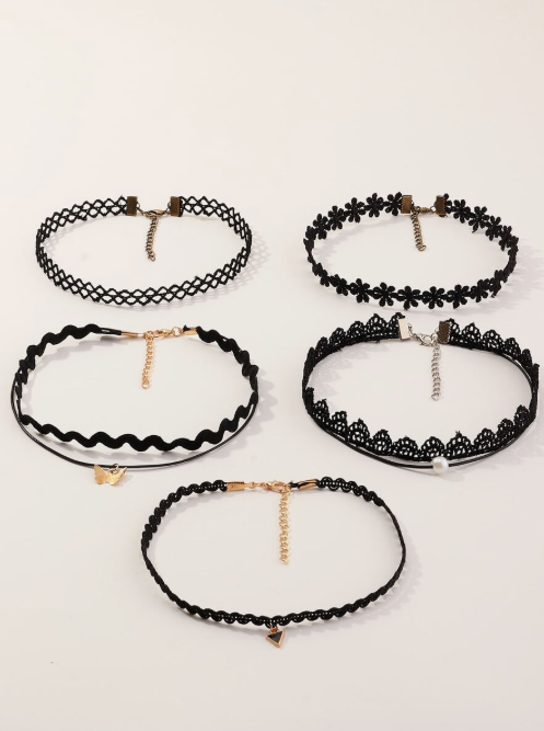 5-piece black necklace with pendant, suitable for children's daily wear