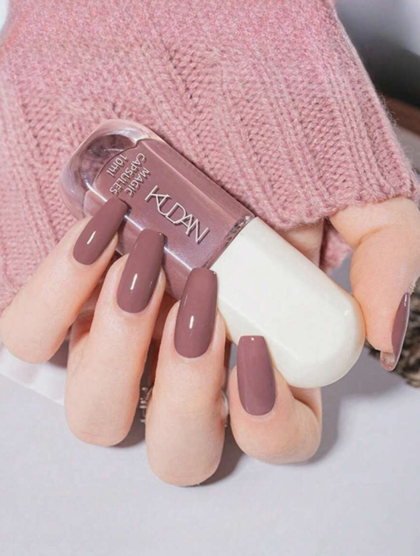 One 10ml bottle of water-based nail polish, quick-drying, long-lasting, peel-off nail polish, alcohol-free, suitable for students' nails.