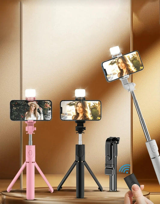 67"/170cm Extendable Aluminum Alloy Selfie Stick With Fill Light And Bluetooth Remote, Compatible With IPhone/Android Smartphones - Suitable For Travel, Vlogging, Live Streaming, Outdoor Photography, Portable Telescopic Selfie Stick Stand, Ideal For Vlogg