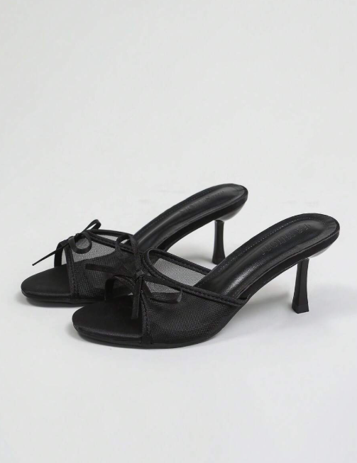 Women's open-toe high-heeled sandals in breathable mesh. Minimalist and versatile with a bow, a fresh style for summer.