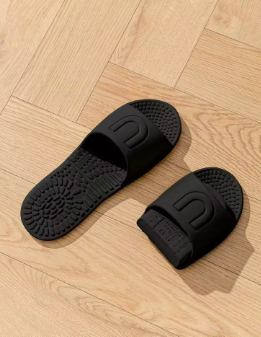 Foldable travel slippers, massage sandals for home and bath, unisex flat travel shoes, lightweight and quick-drying, non-slip for the bathroom
