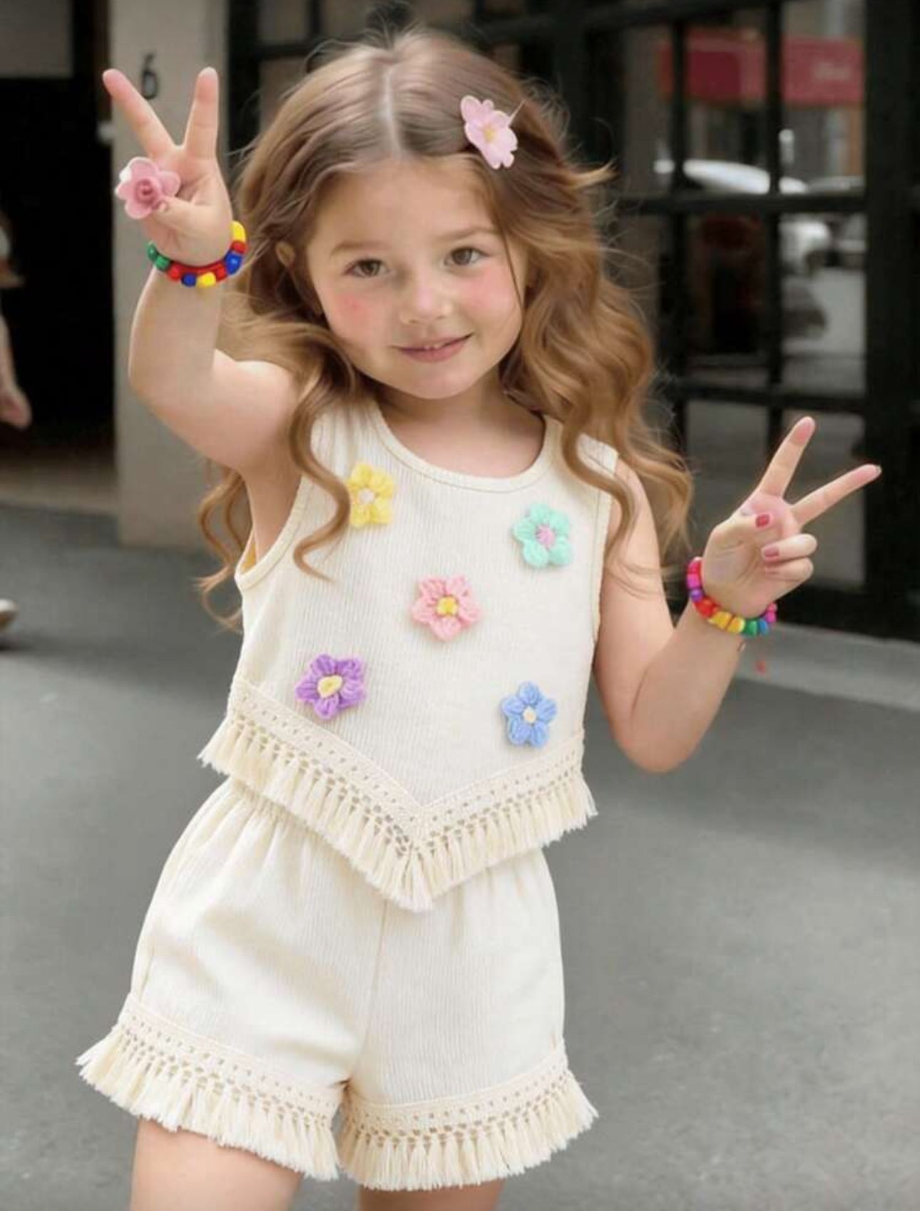 2pcs Young Girl Bubble Crinkle Fabric Floral Applique Hem Tassel Vest And Shorts Set