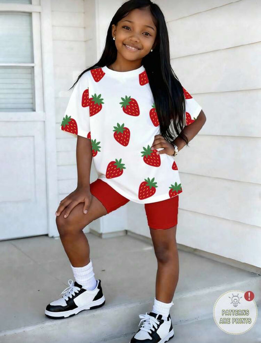 SHEIN Elladie kids Summer Girls Casual Short Sleeve T-Shirt And Shorts Set,Strawberry Pattern Digital Print,Comfortable Fashionable Stylish Girl Casual Wear