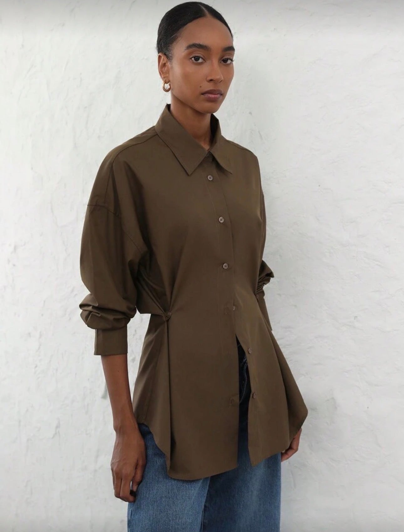Aveloria Modichic Women's Casual Adjustable Oversized Asymmetrical Hem Turn-Down Collar Long Sleeve Shirt, Simple Design For Commuting Fall Cloth For Women
