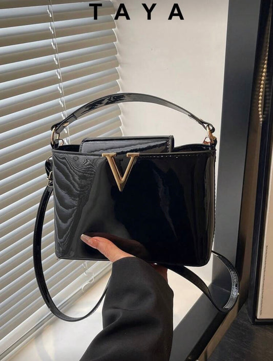 Fashionable Mini Solid Color Minimalist Metal Lock Decor Waterproof PU Tote Bag, Suitable For Shopping, Carrying, Young Women, College Students, Young Professionals, Office Ladies. Perfect For Office, School, Work, Business, Commuting, Outdoor Activities,