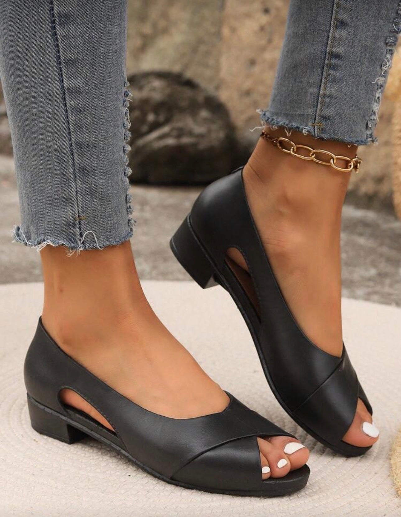 Fall/Winter Ladies' Slip-On Peep Toe Chunky Heel Sandals With Flat Sole, Suitable For Casual/Outdoor Wear