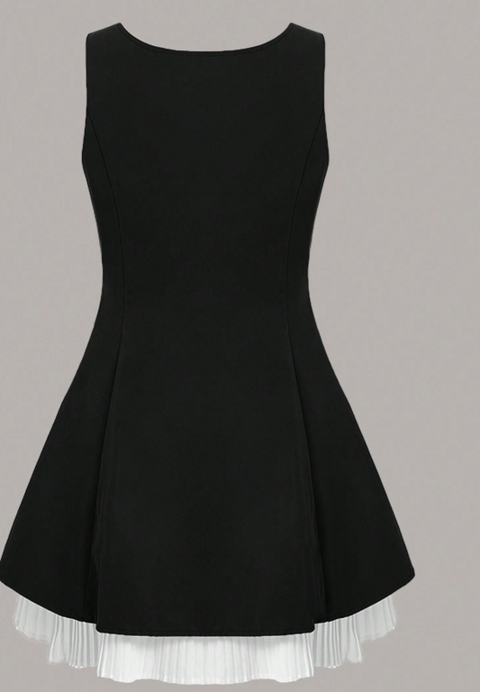 SHEINNeu Sleeveless Dress with Mock Pocket Design and Beautiful Colorblock Detail