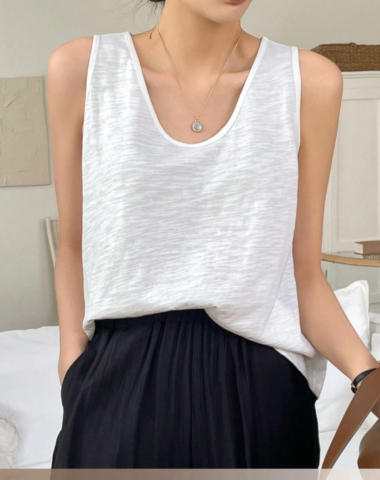 DAZY Solid Color Loose Fit Sleeveless V-Neck Tank Top For Summer For Casual Wear