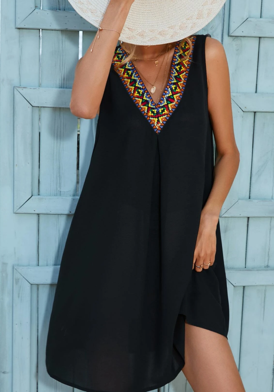 SHEIN LUNE Contrast Geo Tape V Neck Dress