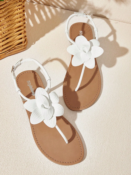 Styleloop Women's Fashionable White Flat Sandals For Summer For Summer