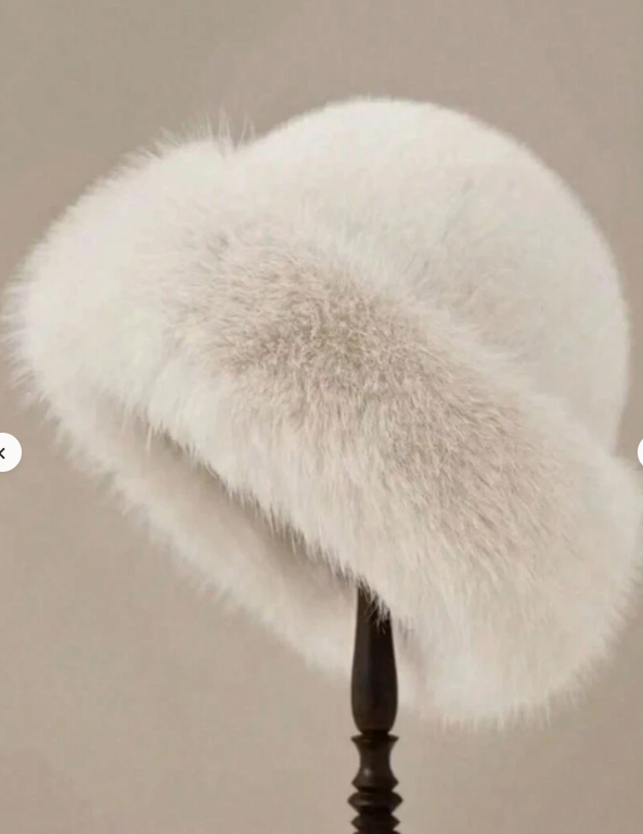 New Plush Mongolian Hat Ladies Autumn AndWinter Cold Warm Atmosphere With Cute PlushHats
