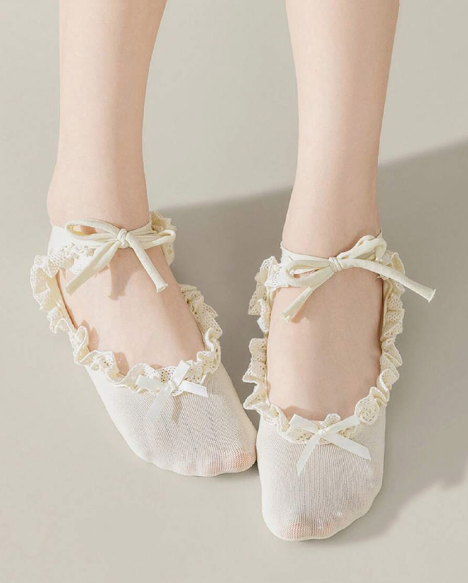 1pair White Ballet Shoes Socks For Women With Lace Bow Tie Short Socks