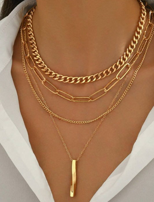 4pcs Gold Geometric Charm Pendant Layered Chains Necklace For Women