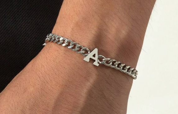 1pc Fashionable Simple Metallic Bold Alphabet Chain Bracelet For Men 'h'